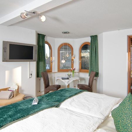 Kraeuterhex' Reutin Hotel Alpirsbach Ruang foto